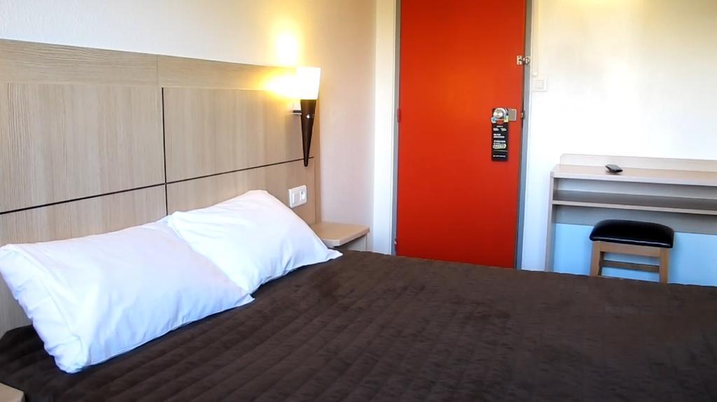 Hotel Class'Eco Courcouronnes Экстерьер фото