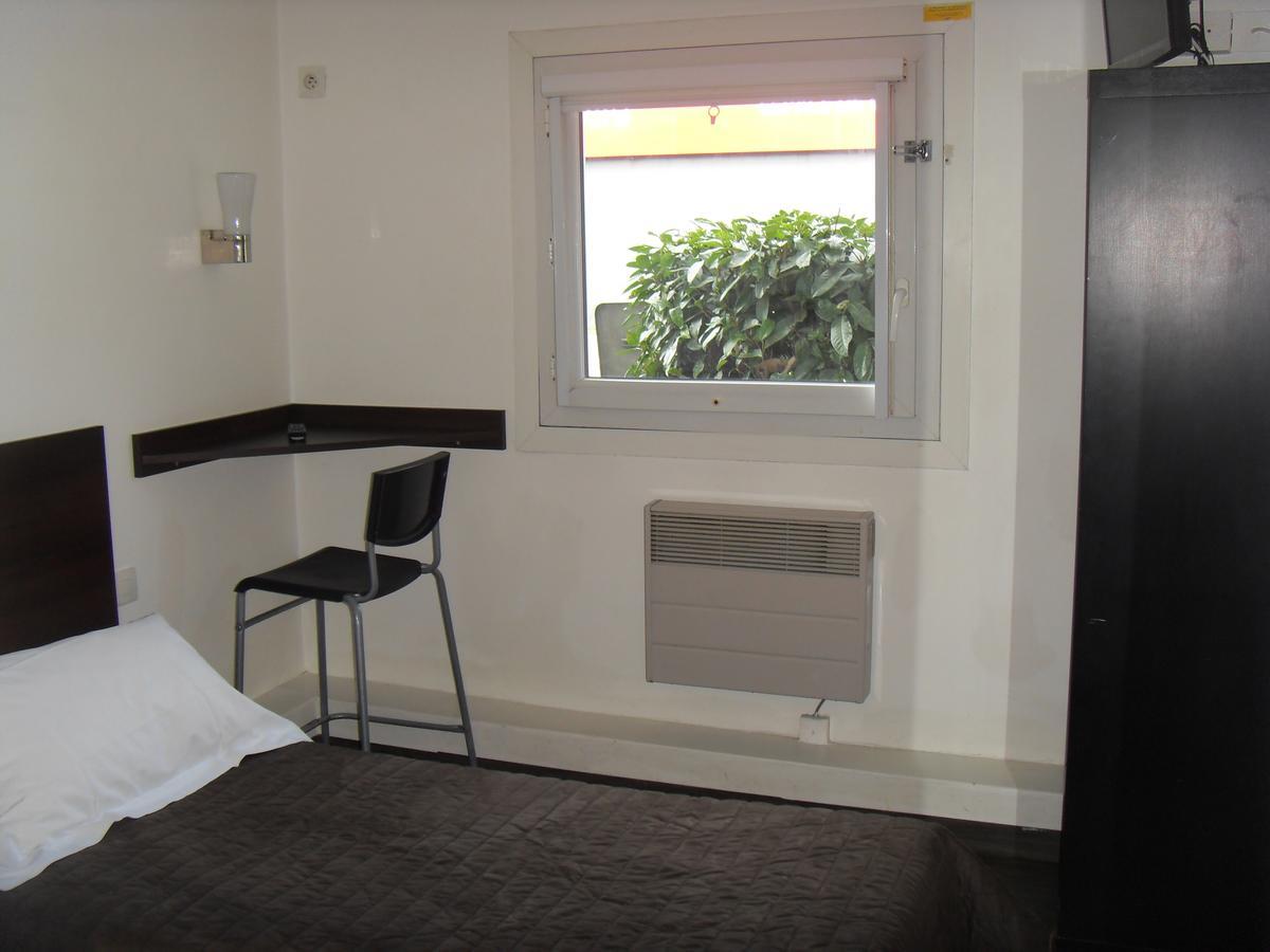 Hotel Class'Eco Courcouronnes Экстерьер фото